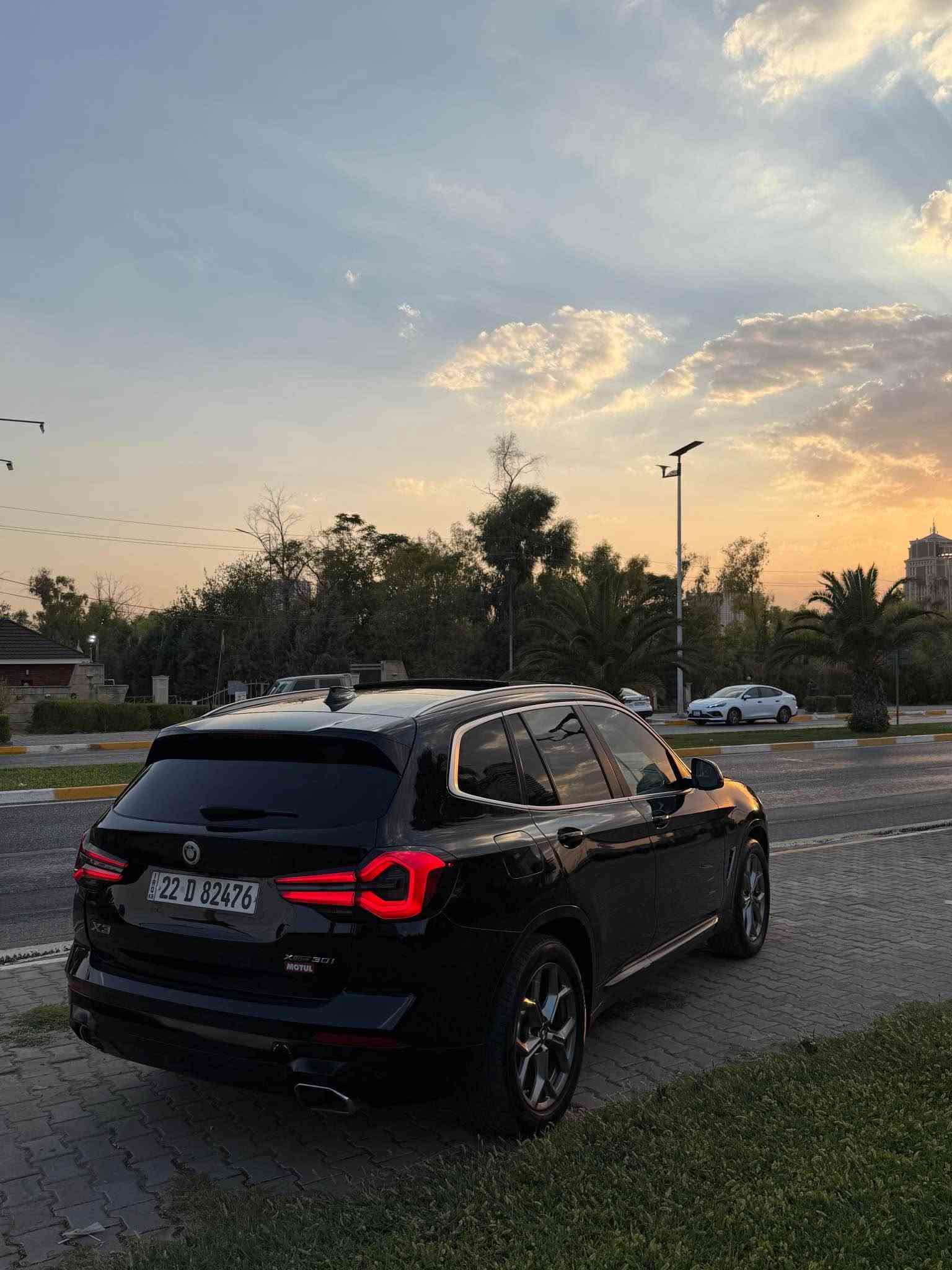 MW x3 
2022 
Driver 
56mil royya 
1 chalx boyaxa babe zhure 
Erbag bas shan 
Naw qayse bilade 
Panorama 
Kamera 
S3r 258

5UX53DP05N9K41306 Raqam shanse 👈 
Lo zanyare zyatr *********** أربيل, العراق
