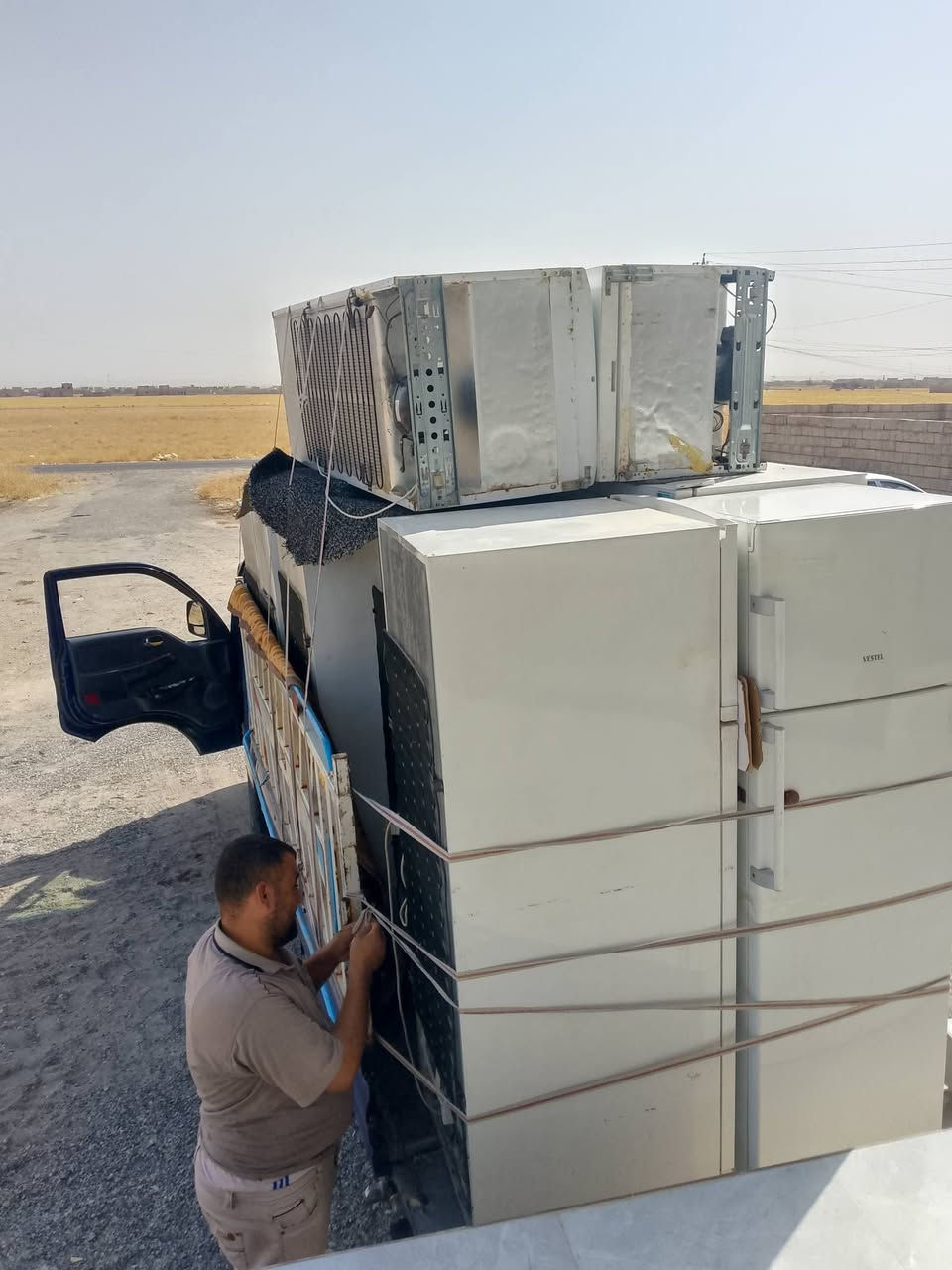 السلام عليكم تم وصول وجبه جديده من الثلاجات المستخدمه شرط النضافه واسعار مناسبه للتواصل *********** وحياكم
