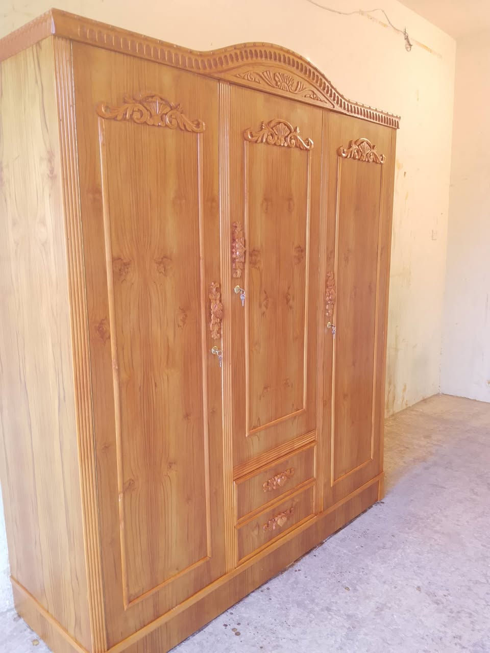 كنتور 3 باب نقش زان فصال حديث نضافه فول العنوان حي الحدباء خلف مرطبات البحرين ت ***********
