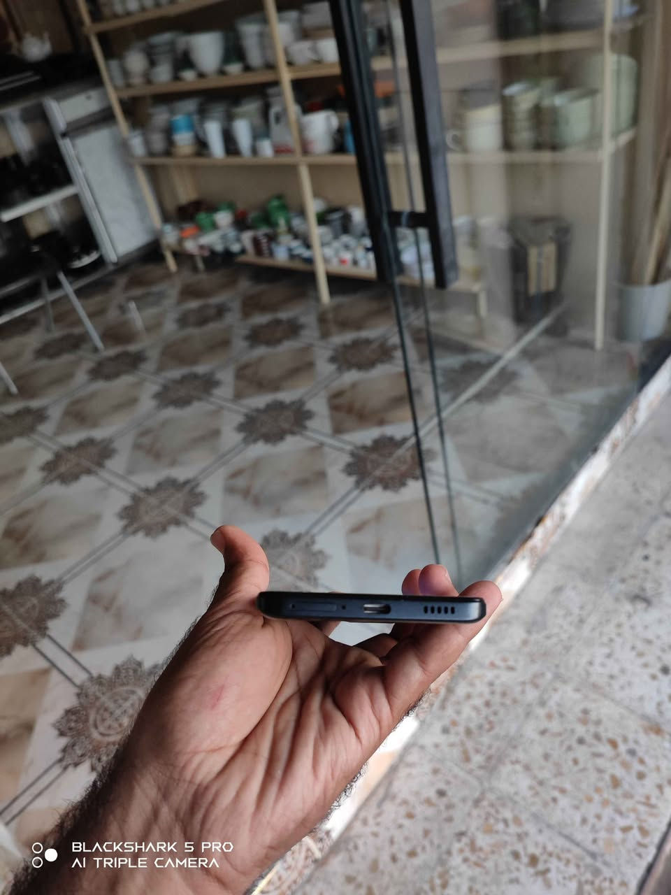 Poco F5 Pro
100%100 xawen 
2 sem global
Kaml ashya
Be keshaya shuxti nya hamu gyani bashart
512GB
Shasha 120Hz
Pubg 120Fbs 
Nrxi 390 w majale kam
La karkukm gayandn haya bo hamu shwene
***********
...........
بوكو اف 5 برو
ذاكرة512
بحالة الوكالة
كامل ملحقات
شاشة120هيرتز
بوبجي يدعم 120 اف بي اس
شخط مابي ومكفول من كل شي
390الف ومجال بسيط
***********
مكاني كركوك توصيل متوفر لكل عراق كركوك, العراق

نص مكتوب في الصور:
- BLACKSHARK 5 PRO
- AI TRIPLE CAMERA
- BLACKSHARK 5 PRO AI TRIPLE CAMERA