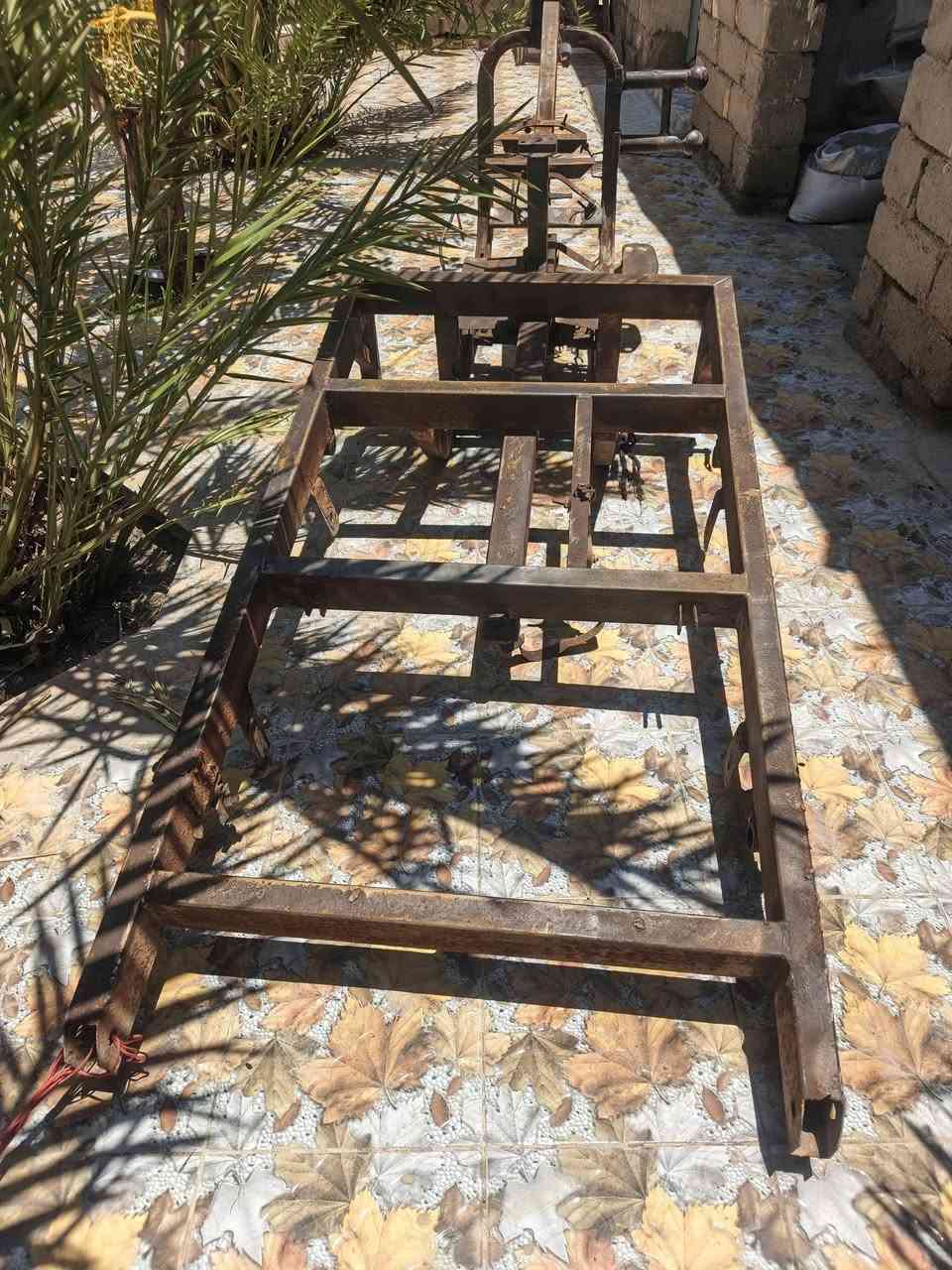 من رخصة مدير الكروب شاصي ستوته امتيار كلك كلك 
او تير لبيع 
مكان سوق الشيوخ ناظم كرمة حسن 
***********
