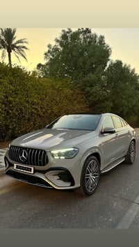 مارسدس بينز gle 53 موديل 2025 زيرو  ماشيه فقط 5 وكاله BCM خاضعه للصيان...