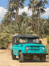 ٨٨ • للبيع