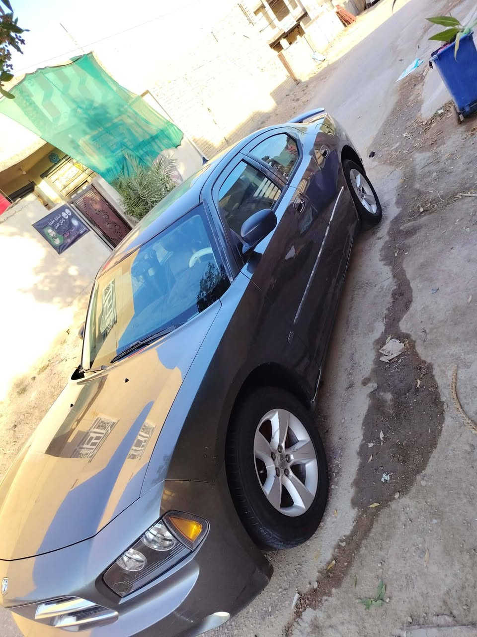 السلام عليكم جارجر موديل 2010 SXT فول مواصفات رقم بغداد الجديد كلين بدون حادث بدون تبديل فقط صبغ قطعتين اثر جرد حته مكفولات من المعجون سونار موجود داخل المنشور مكينه وكير شادهن حاويه جدد صدر جديد تبريد ثلج منضومت زنون اي استفسار بلخدمه مكاني بابل قرب خط السريع *********** (((السعر 97)))وبيه مجال
