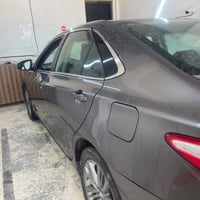 كامري للبيع ٢٠١٧ ماشية ١٩٠ الف رقم أربيل الضرر واضح بالسونار السعر ١٤٠...