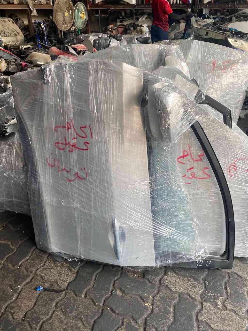 مجمع الحاج عقيل ليلو العنوان الحله طريق حله نجف/***********
