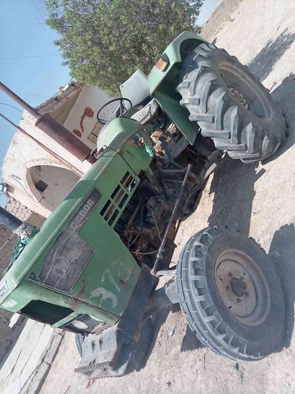 سلام عليك
البيع مكينه سيرت موديل 2002 كتاب شركه مكفول كفاله عامه شرط على وضع شركه جاهزه محرك وكير وكسل وهودرليك ممافترحات شركه كهربايات  شغاله نكره سلف تخم تايرات جديد مكينه مال جناي
الاستفسار على رقم تالي *********** خاص مغلق
ملاحضه الواقع حلا من الصوره
مكينه جديده
