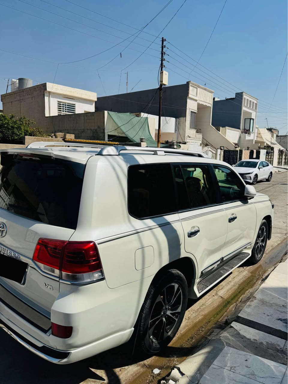وەنەوشە 2013 قەپات مواسەفات GXR 6 پستن شکل گۆراو کرایتە 2021 سەیارەکە چرکە مەسروفی تێدا نیە بەخۆم شکلم گۆریە سەیارەکە سەقفی نیتی واتا سەقف سبوخ نیە حیزامە بێ ئێرباگ بێ ژۆرێ پێشی قنجەکی زۆر گچکەی هەیە پشتی کەپسە پێشیش حیسابکە کەپسە چونکە قنجەکی زۆر گچکەیە سەیارەکە هیخۆمە و بەناوی خۆمە گێڕ و مەکینە بەشەرتە نەکرایتەوە ماشەڵای لێبی زۆر خاوێن مایتەوە 262 هەزاڕ ڕۆیشتیە تەقەی تێدا نیە ڕەقەم و سەنەوی نوێیە تا 2029 تەفاسیلم کامل نوسیە تکایە جوان بخینەوە ئینجا نامە بنێرە یاخود تەلەفونکە 
*********** أربيل, العراق
