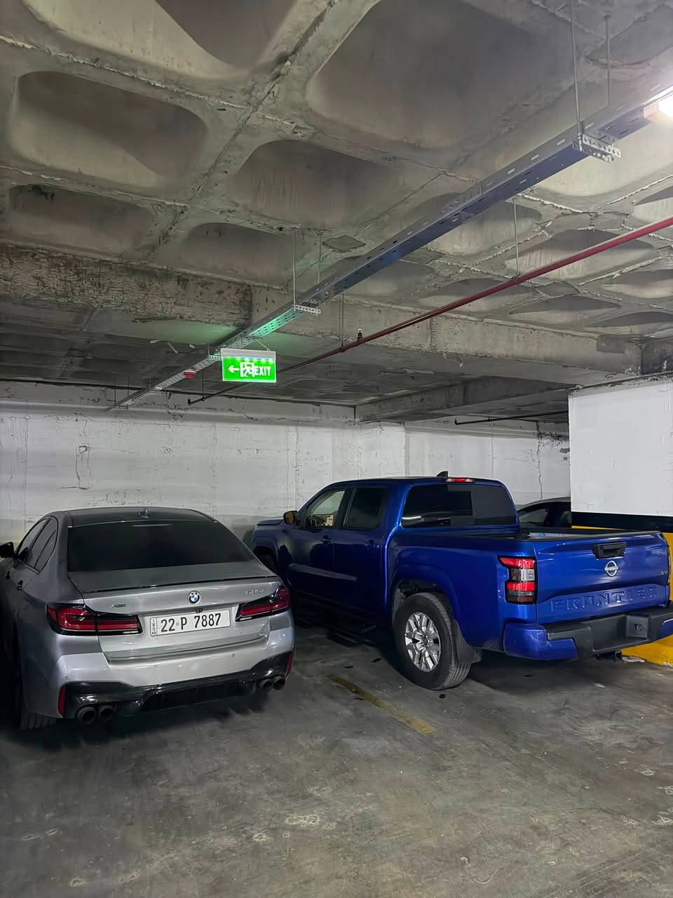 نیسان فڕۆنتێر 2024 SV V6 ئێرباگی نەتەقیووە بیلادیە
-ژمارە کاتییە تازە داخل بووە ٣ مانگی لەگەڵە بۆ رەقەمکردن
-رەقەمکردن و مەکینە و گێڕ و بەرد و تبرید بەشەرتە
-ویل کڕۆم و شاشە گەورە و کوشن کارەبا و کامل ڕادارە 
-سێ پارچەی بۆیاغە بێ ناوگرتن ئێرباگی نەتەقیووە ، پێش و پشتی کەپسە , شوخت و قۆپ و ساردی نییە تەنها 10,000 ڕۆیشتووە , قفڵی 194 وەرەقەیە 🔒
📍شوێن هەولێر   ***********
