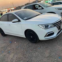 ام جي 5 مديل 2023 ماشيه83الف فول مواصفات عدا الفتحه شاشه حساسات كامره ...