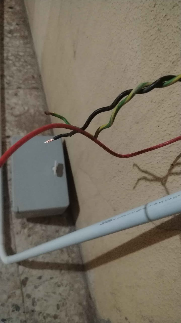 السلام عليكم منضومه مال شحن مال بي وايدي سويته ستوني ونطلبت وبعت السياره المنضومه الله شاهد صالي سبوع من سويته مواد اصليه جهاز حمايه ونقطه بلك سويج وقاطع وبورد واسلاك طول 6 متر بوري دفن 5 متر صارت عليه 125 الف نطيني سعرك وخذه مكاني نجف *********** Singapore
