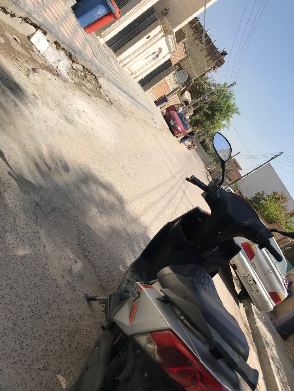 السلام عليكم دراجه شحن نوع سكنس البيع الدراجه نضيفه وخير من الله ٦بطارات كبير الدراجه موديل ٢٠٢٥ السعر ٤٧٥وبيه مجال حك الجيه العنوان العامريه شارع العمل الشعبي للاستفسار *********** متوفر فقط عل رصيد ما بي واتساب