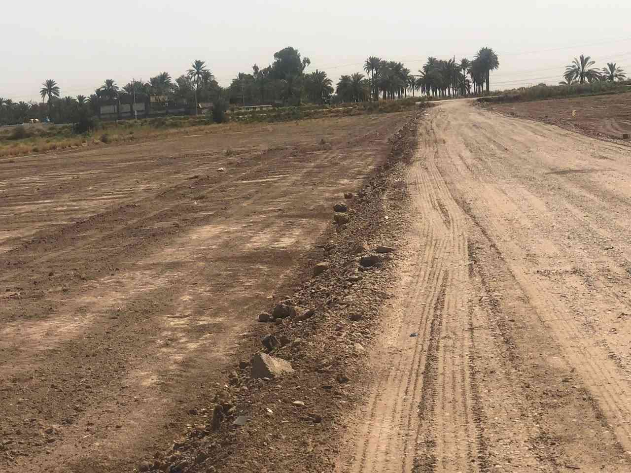 سلام عليكم موجود دونم للبيع باسمي شخصين  عشارع العام مال سميلات صنف الارض  طابو زراعي سند ٢٥تحويل مباشر ثاني  يوم متوفر جميع الخدمات من ماء 💧 وكهرباء وشارع   عرض ٦م لاستفسار اكثر خاص اوك التصال على الرقم ***********
