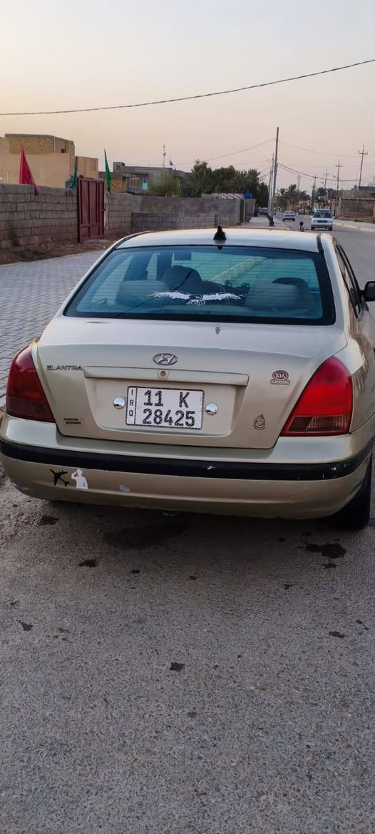 السلام عليكم لانترا 2001 
مكينه 1600 تبريد خير من الله 
مصبوقه عام ضربتها موضحه بصور 
دواخلها نضيفه وحلوه سنويه نافذه بشهر 6
ملاحضه السياره عوزلها بريشر فقط 
مكانها كوت دجيلي سعر 58 وبي مجال 
***********
