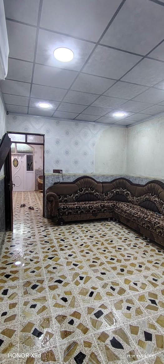 بيت للبيع مساحه 150 م سند طابو الزهور
غرفتين نوم وهول ومطبخ واستقبال
اتجاه قبله على شارع 15
الموصل /حي الانتصار شارع 60
جهة الميثاق
السعر 85 مليون
***********
***********
