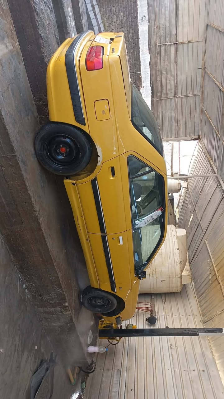 بيجو بارص 13 بيها باب فقط
باسم اخوي السياره جاهزة نقصها فقط كمبريسر وستوه وكف جان التبريد ثلج
حداديه تايرات مكينه كير كفاله 
للبيع أو للمراوس بسمند أو بارص خصوصي والفرق نقد
وحسب القناعه 
*********** واتساب
العنوان كوفه شارع المعمل 
السعر 28 وبيها مجال قليل

