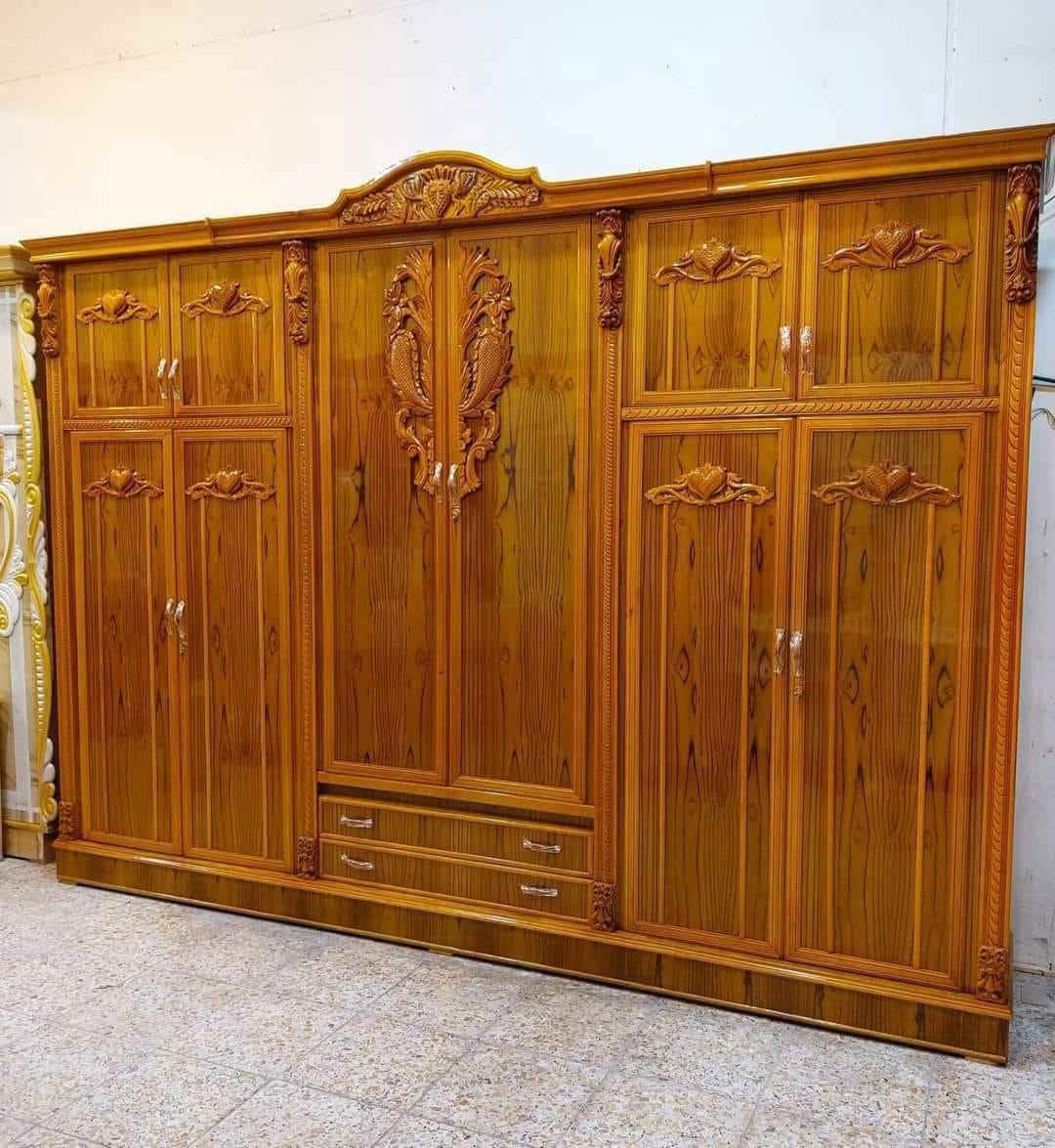 غرف نوم شغل درجه اولى داخل وخارج صاج الوجه 5ملم زان مصري يوجد لدينا احدث الموديلات السعر مليونين وربع شامل الشد والنقل التواصل واتساب او الاتصال ***********
