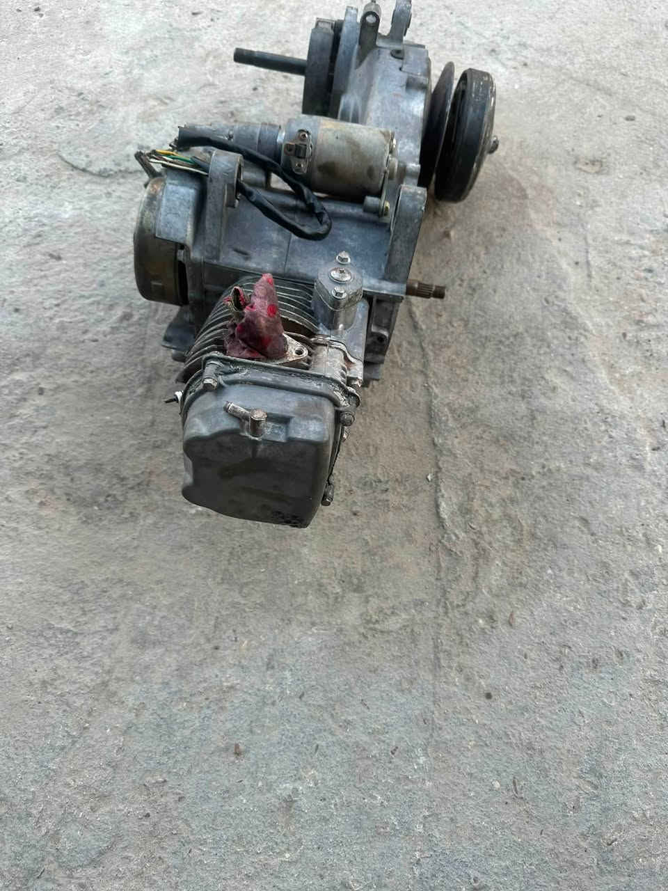 محرك صيني مع سلف مع ملف مع اكلج خلفي مع بنرات ***********
