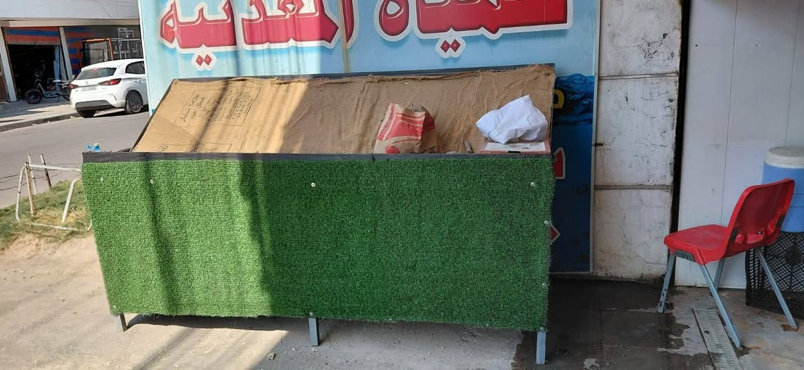 السلام عليكم
عارضات مخضر للبيع

طول 245 عدد أربعة

طول 230 عدد اثنين

مبردات 50 عدد. 2 مستخدمات20يوم فقط

الاغراض جديدة ويتحملن وزن عالي

للتواصل ***********
