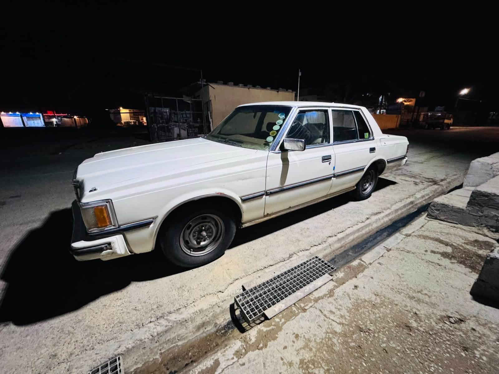 سلام  عليكم سوير 1982
 كير ومكينه vvt3000
 سياره خير من الله ترايك وين متريد 
 كله حديد ميكانيك تايرات والمواد الستهلاكيه
 رقم بغداد نكليزي باسمي 
مكان بغداد شعب
سعر 45 وبيه مجال
***********
