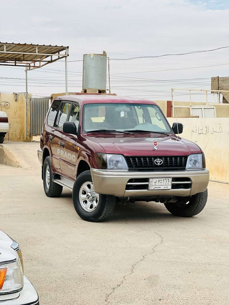 السلام عليكم لاندكروز برادو موديل 97 رقم نينوى محرك كير شرط  4سلندر 2700تايرات جديده صدر جديد تبريد ثلج ضرر موضح بل سونار شرط مال تقحيل سياره جاهزه سعر 67 وبيها مجال 
اتصال ***********
ملاحضه 
اقساط مابيع 
مكان السياره الشرقاط المعارض الجديده معرض الحسام
