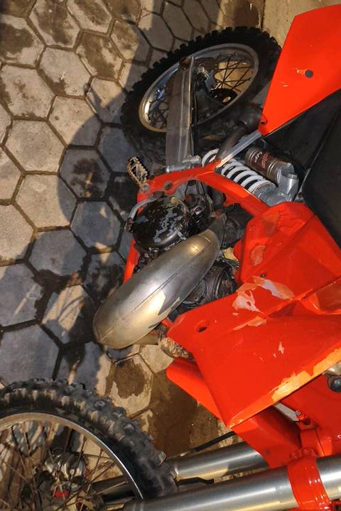 سلام عليكم قفاز KTM نقص ملف او هندر سعر 750 او بي مجال