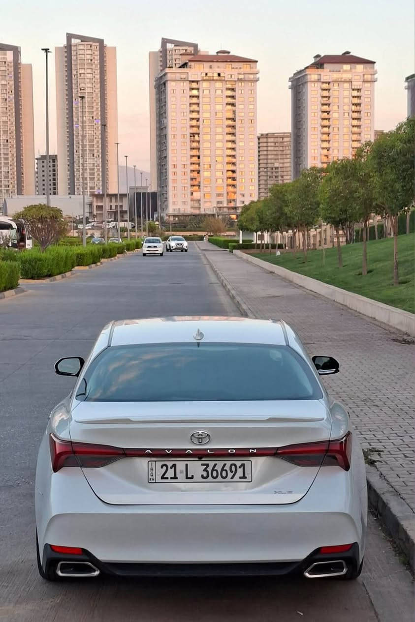 افالون XLE • ٢٠٢٢ • وارد امريكي
