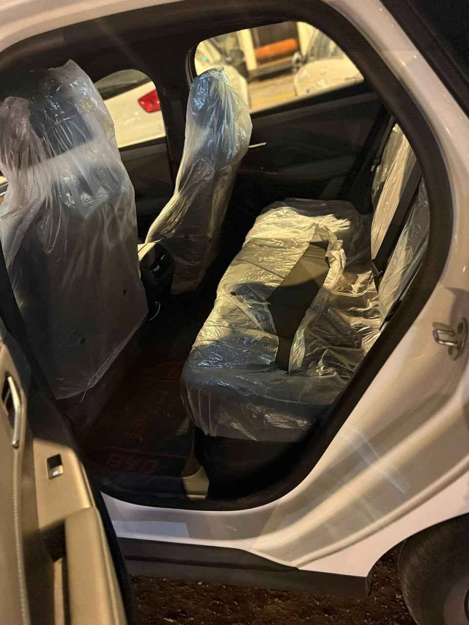 السلام عليكم بي واي دي كن بلاص ٢٠٢٥ قصاد ستقطاع مباشر سيارة كفالة عامة ماشية ٨٠٠٠ الف سيارة جاهزة من كلشي 
السعر ١٠٠ وبيهة مجال الشراي 
عنوان البصره للاستفسار *********** شط العرب, البصرة
