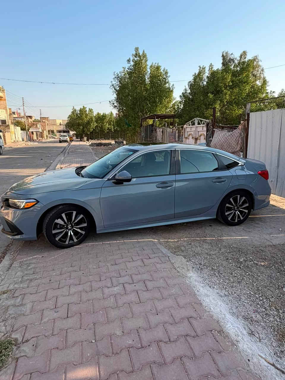 سلام عليكم هوندا سيفيك للبيع
لون ازرق غير محدد
sport فئة ال
سلايد
بصمة
نقطه عمياء
تشغيل عن بعد
رادار امامي خلفي جانبي
لد امامي خلفي
بصمة ابواب
كيجات دجتل
نظام ايكو سبورت نورمال
نظام ترحيب
شاشة كار بلي
مودات قياده
وبعد هواية مواصفات
محرك 2000
المكان بغداد 
ماشيه 38كيلو
الضرر جاملغ امامي بارد ومبدله بنيد 
المكان بغداد 
رقم الهاتف ***********
