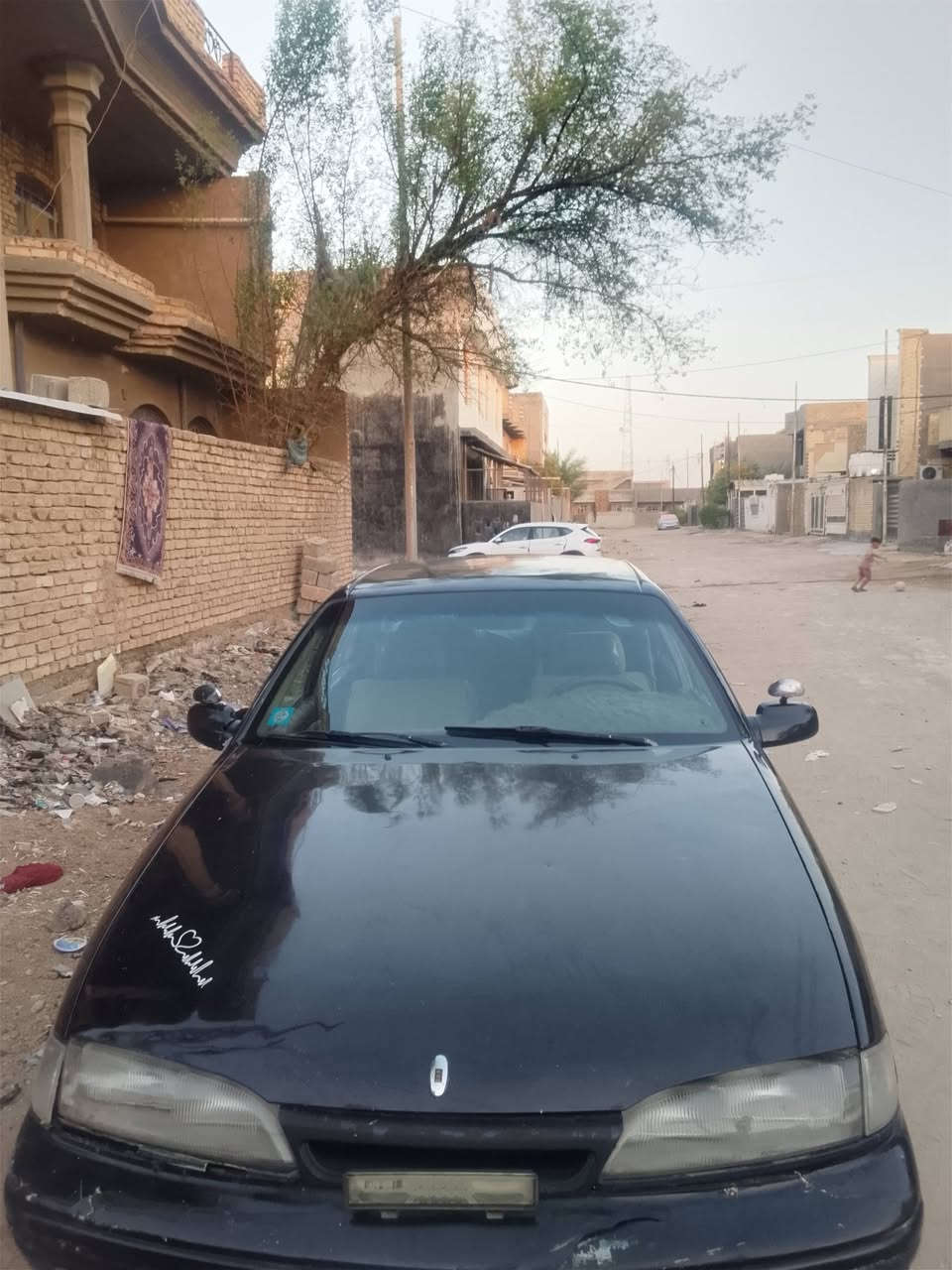 السلام وعليكم سياره دايو برنس موديل 1993 كير وتو محرك الفين مكفولات شواصي معمره رقم صلاح الدين انكليزي وكشر كدامك السعر 22 وبيها مجال ***********
