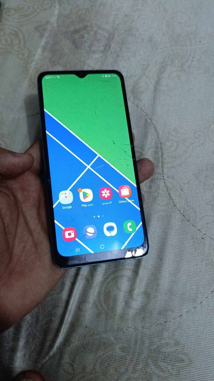 السلام عليكم عندي هذا جهاز للبيع
اسمه Galaxy M12
ذاكره 128
جهاز بلازمه مفطوره بس شغال لمسها وكلشي مابيها
ولخلل ثاني سماعه مال تصال متشتغل بس تفتح سبيكر شغاله عادي 
سعر50 من لاخير غير قابل لتفاوض
مكاني كربلاء قرب ملعب كربلاء دولي 
رقمي ***********بي وتساب كربلاء, العراق

