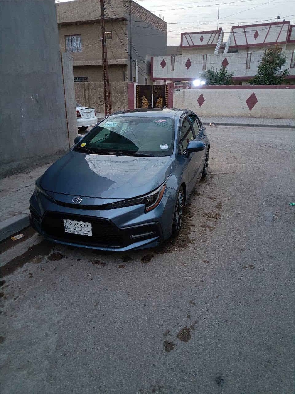 كورلا SE 2020 1/1  ✨ سيارة نظيفة جداً بحالة ممتازة، استخدام شخصي ومدللة ومابيها أي صرف
🔧 المواصفات الفنية
🔹 الموديل: 2020 كير اوتوماتيك 
🔹 الفئة: SE (سبورت)
🔹 المحرك: 2.0 لتر – 4 سلندر
🔹 نظام القيادة: دفع أمامي (FWD)
🔹 صرفية الوقود: اقتصادية جداً
🚗 المواصفات الخارجية
سلايت روووف 
بصمه تشغيل 
بصمه ابواب 
تصميم سبورت مميز
ليتات LED أمامية وخلفية
سبويلر خلفي رياضي
مرايا جانبية كهرباء مع إشارات
🛋️ المواصفات الداخلية
شحن وايرليس 
مقاعد جلد 
مقود جلد متعدد التحكم
شاشة 8 إنج
Apple CarPlay + Android Auto
بلوتوث + USB
نظام صوتي واضح
مكيف أوتوماتيك
تشغيل زر (Start/Stop)
كفاله عامه
بجم كبس ✅
🛡️ أنظمة الأمان
كروز كنترول (مثبت سرعة راداري)
نظام الحفاظ على المسار
تحذير اصطدام أمامي
نظام الفرملة التلقائية
قراءة إشارات المرور
كاميرا خلفية
وسائد هوائية متعددة
نظام مانع انزلاق وثبات
💯 مميزات السيارة
✔️ محرك قوي وناعم
✔️ اقتصادية بالبنزين
✔️ قيادة مريحة + شِفتات تحكم
✔️ شكل سبورت جذاب
✔️ جاهزة بالكامل – ما تحتاج صرف نهائياً
بيع او مراوس كيا اسبورتج 18 19
العنوان الانبار فلوجة 
السعر 155اوبيه مجال تعال وتدلل
الاتصال ‏‪***********
