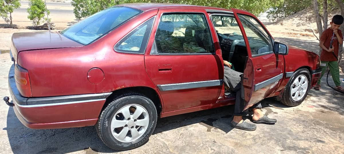 السلام عليكم اوبل فكترة موديل 92 مكينة 2000رقم نجف انكليزي سنوية بسمي تنتهي بل2028 رايدها 28 وبيها مجال بصيط سيارة جاهزة تخم تايرة مكينة كرهبايات كلها شغالة غير متواجد على فيس رقم *********** عنواني نجف
