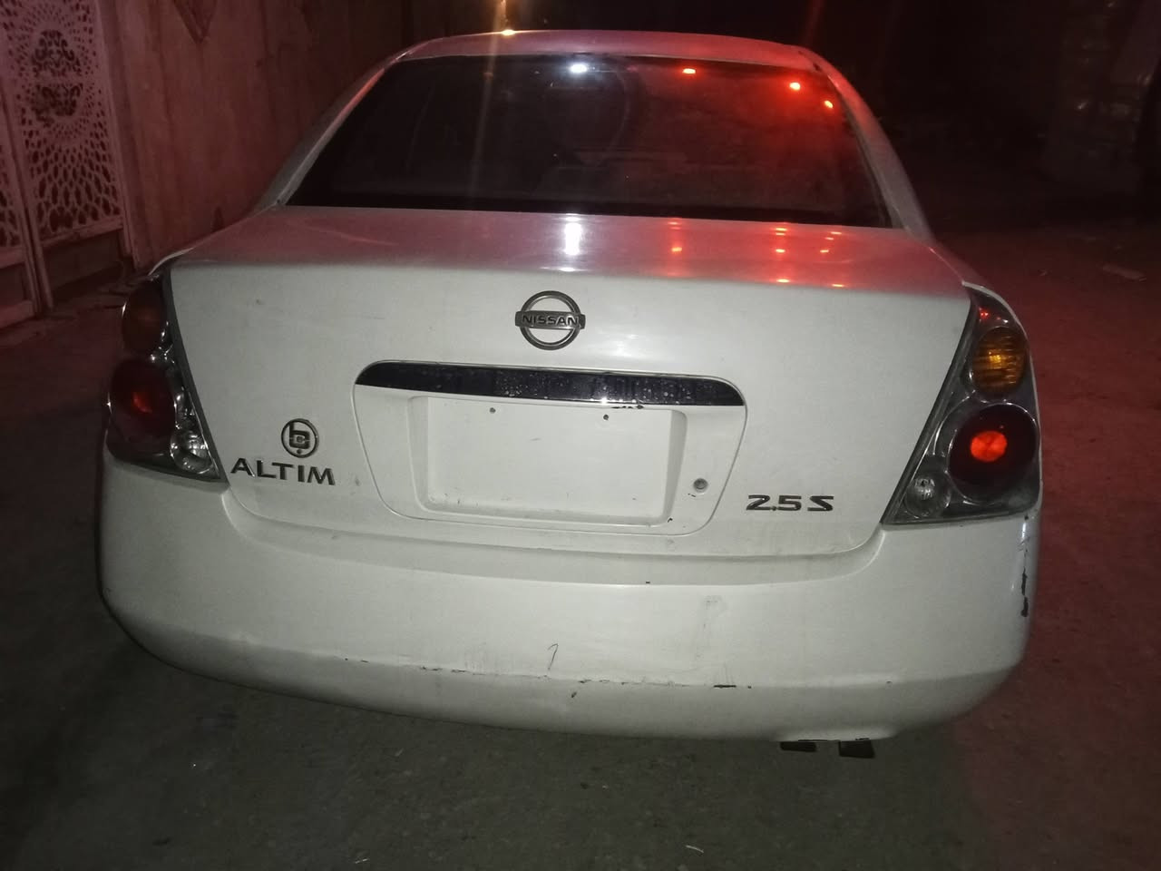 نيسان التيما 2008 سياره بيه عطل تحمه وتخربط ابيع عله عطله سياره جديده سعر 16 .. ***********
