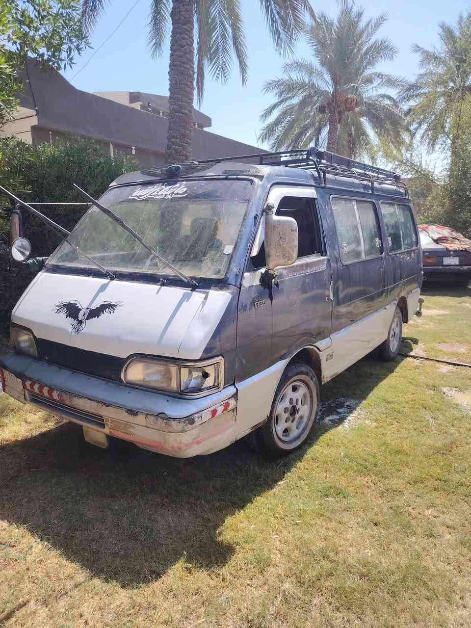 كيا بسته للبيع السياره جاهزه مجهزه سنويتها 29 والسياره باسمي   السعر 35 وبيها مجال  مصفر عليها وغرامات الرقم ***********
