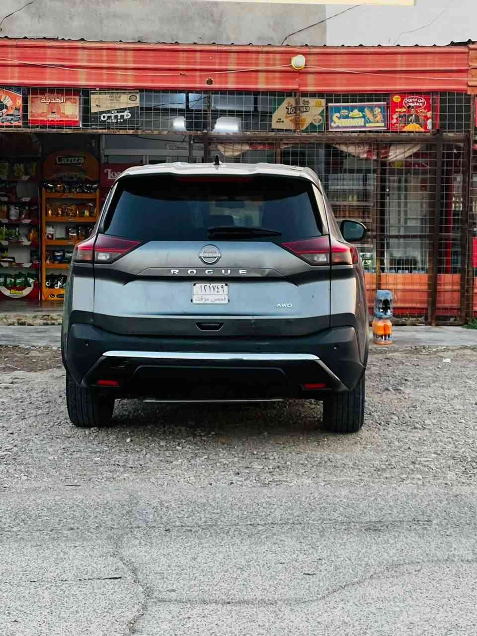 السلام عليكم
م/نيسان روج إس (Nissan Rogue S) موديل 2023

.مواصفات السيارةالماركة
الفئة (Trim): S (الفئة القياسية)

نوع المحرك: 3 أسطوانات، سعة 1.5 لتر تيربو (ضغط متغير - VC-Turbo)

نوع الهيكل: سيارة رياضية متعددة الاستخدامات (SUV)

بلد التجميع: الولايات المتحدة الأمريكية (مصنع سميرنا، ولاية تينيسي)

رقم الشاصي 5N1BT3AB6PC78064
السياره 3 قطع ضرر
بعدها مامسجله
للاستفسار
السعر 160 $ قابل للتفاوض مجال قليل
بيع او مراوس

***********
***********
