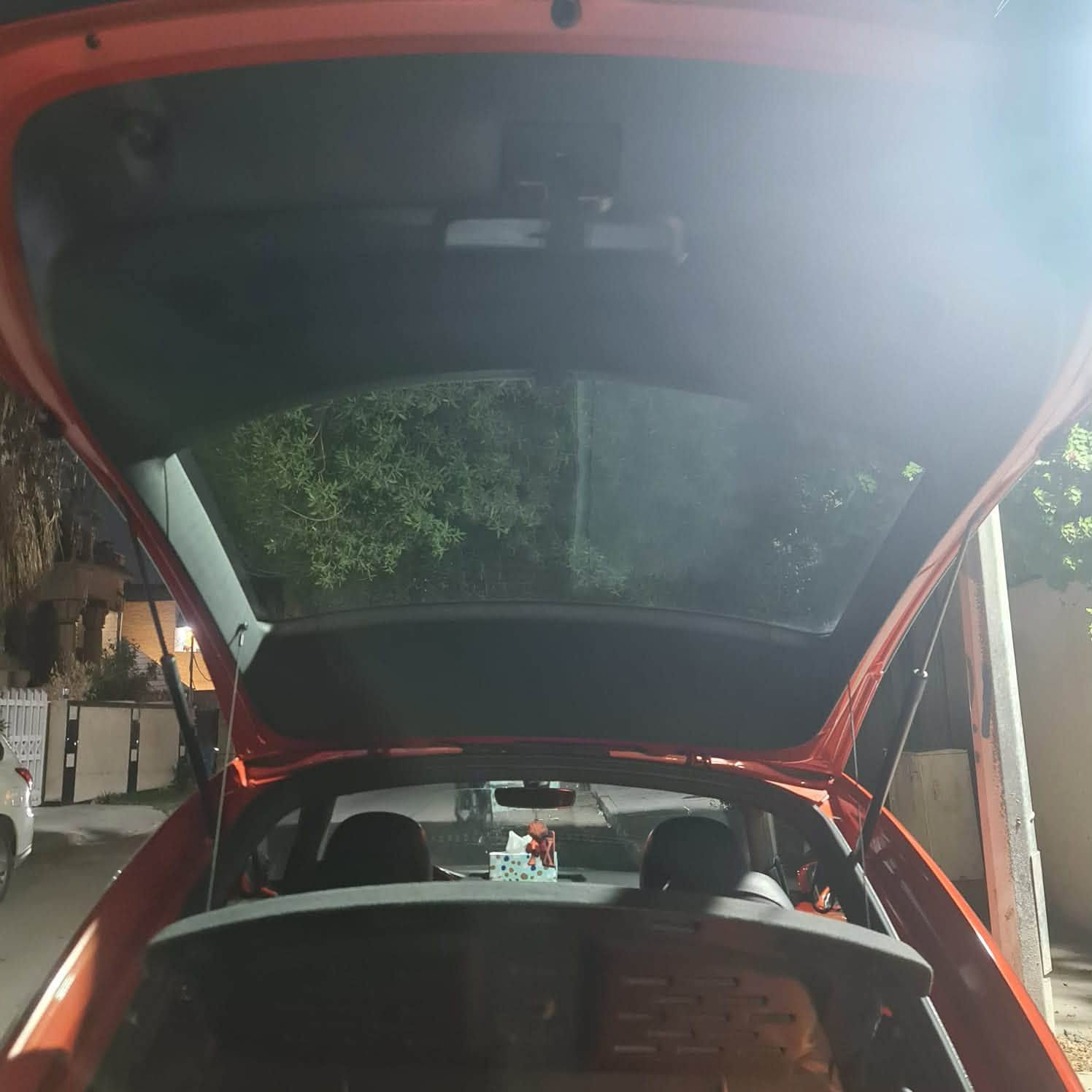 السلام عليكم بيتل2019 SE 2.0tsi
للبيع مستعجل ، السياره حادثها جاملغ خلفي ماشيه 73 كيلو ، بالعراق صارت بيها طخات  بالدعاميات الاماميه والخلفية واكو ملاحظات الي يحب يعدل عليها اني ما سويتها لان اريد ابيع والجامة السلايد مفطورة لان وكعت عليها حصوة 
السياره بضمانتي كير ومحرك وتبريد ، السياره بانورما ، شاشه كبيره ، تدفئه كشنات ، تدفئه بلمري ، هيتر جامه خلفيه ، نقاط عمياء ، رادار خلفي توقف ذاتي ، سستم صوت عالي ، مع باقي مواصفاتها المعروفة والي يجي يشوفها غير عن الصور ، 
سعر السيارة 110$ بي مجال رقم بغداد مشروع وطني ،مكان السياره بغداد
***********
