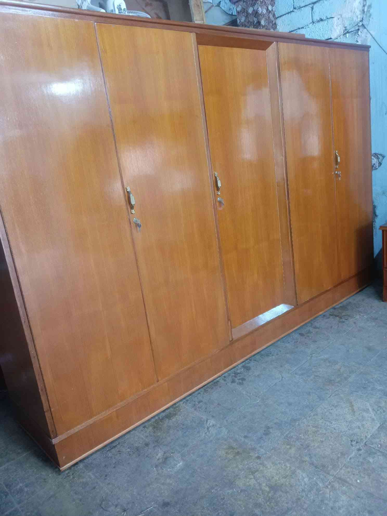 غرفة ٥باب • صاج • شغل ثقيل