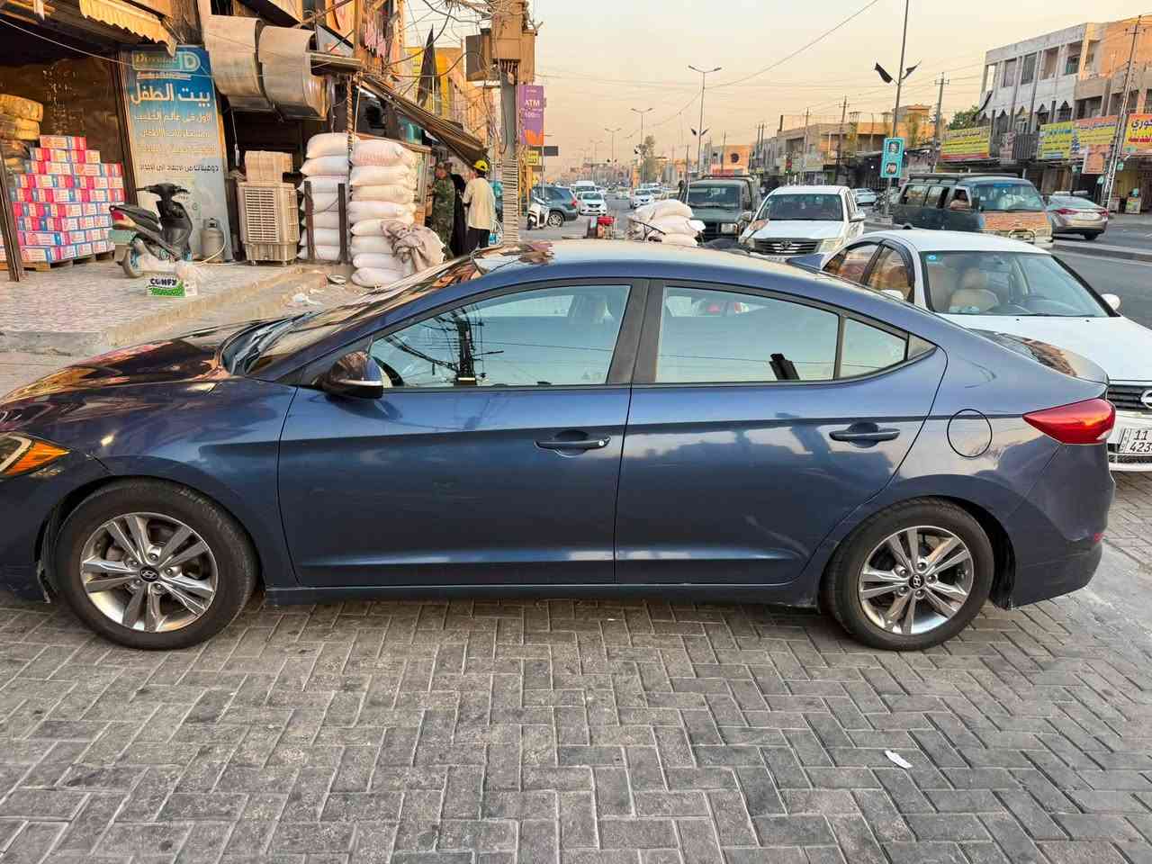 السلام عليكم
هونداي النترا 2018 رقم بغداد
السياره مكفوله من الصبغ فقط خشم البنيد بارد السياره ماشيه 108 

120 وبيها مجال
مكان السياره حي العامل
للاستفسار الاتصال على الرقم
***********
