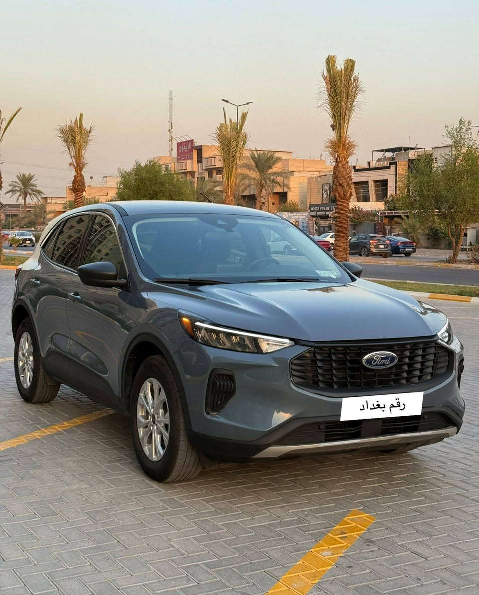 فورد أسكيب 2023 اكتيڤ
محرك 1500 اقتصادي 
رقم بغداد بسمي
مواصفات: 
بصمة 
دخول ذكي بدون مفتاح
تشغيل عن بعد 
تدفئة كشنات 
تدفئة ستيرن
تحديد مسار 
رادار امامي + خلفي 
نقطة عمياء 
صندوق كهرباء 
شاشة تدعم ابل كار بلاي + اندرويد اوتو 
كاميرا خلفية 
تبريد قطعتين + مناخ منفصل 
دفع رباعي AWD
حادث خفيف صبغ جاملغ السائق فقط 
صور الحادث مرفقة بدون دواخل
السيارة تشتغل وتمشي من امريكا بدون اي نقص سيارة جديدة بمعنى الكلمة اني مستوردها على ايدي 
ماشية 42 الف فقط
السعر 137 بيها مجال للطيبين 
مكاني بغداد حي الجهاد 
***********
متوفر واتساب
