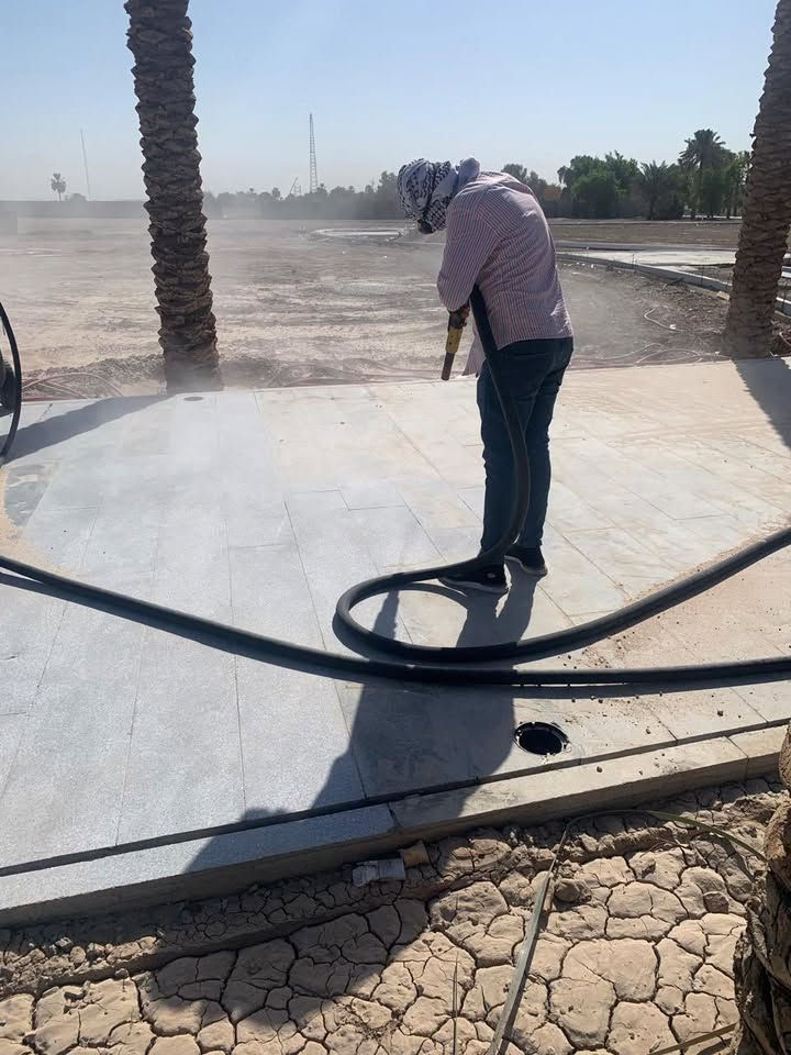 🔥 مكتب الليث لأعمال الساندبلاست والتنظيف الاحترافي***********🔥
نعيد الحديد والواجهات لحالتها الأولى!

نقدّم خدمة الساندبلاس بجودة عالية وبمعدات متخصصة:
 ✔ تنظيف الوجهات وعادتها 
تنظيف الحديد والأنابيب والمنشآت
✔ إزالة الصدأ والدهون والدهانات القديمة
✔ تجهيز السطوح قبل الطلاء
✔ سرعة بالإنجاز وجودة مضمونة

💠 كوادر خبيرة – عمل دقيق – نتائج احترافية

📞 للتواصل: ***********
خدمة لجميع القطاعات والمحافظات
