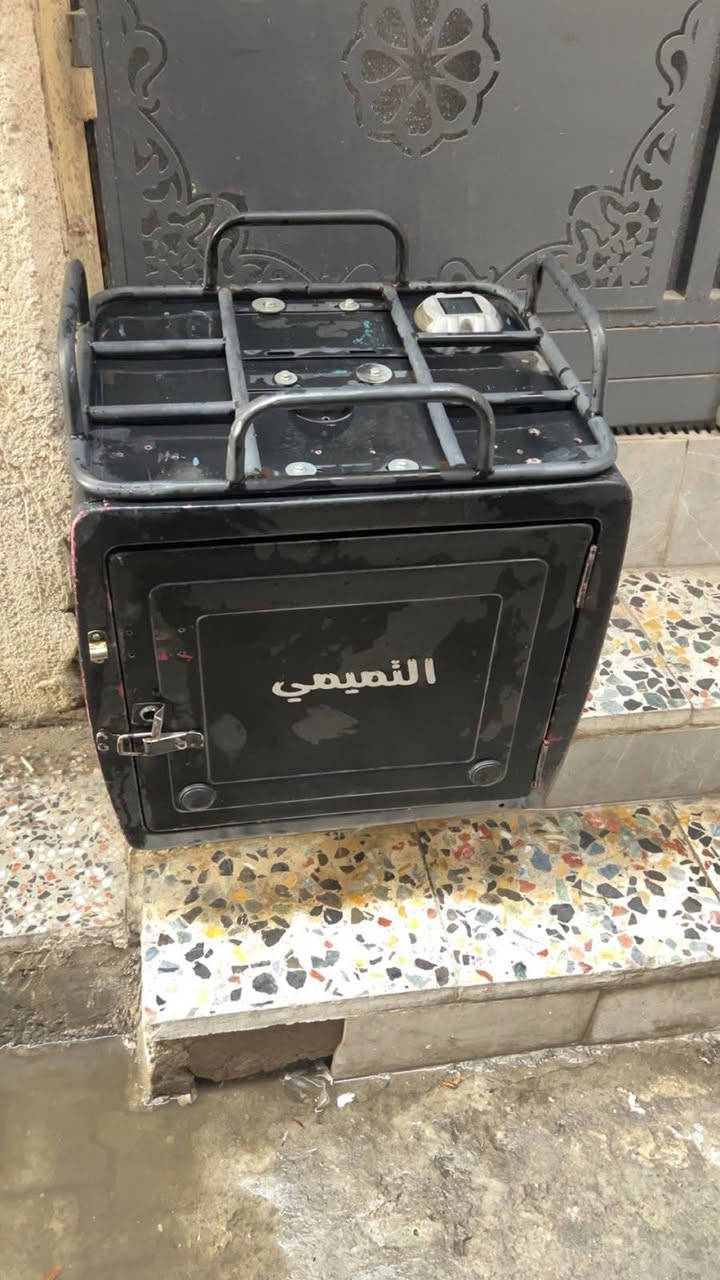 صندوك للبيع بي سيبايه واشاره ع طاقه الشمسيه مكاني بغداد الكفاح ***********
