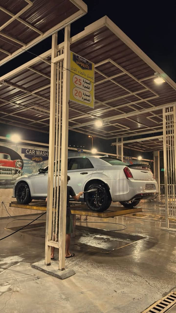 للبيع كرايسلر300 موديل 2021 مكينة V8 فول كامل لونها سلفر وداخلية اسود  مختم S بيها فتحة سقف بانوراما، كير أوتوماتيك، تشغيل بصمة ودخول ذكي، شاشة وكالة وكاميرا خلفية، حساسات أمامية وخلفية، مقاعد جلد كهرباء مع تدفئة وتبريد، مثبت سرعة ومكيف دبل زون، جنوط وكالة وأنظمة أمان كاملة. ممشاها١٠٣ ألف، السيارة مرتبه وحلوه عنواني بغداد زيونه للاستفسار اتصل ***********
￼
