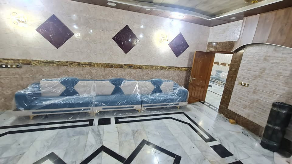 تنفيذ ديوان حسب الطلب شغل جديد ع المتر 
من المعمل مباشر للطلب راسلنه واتساب 
***********
متوفر موديلات مختلفه
