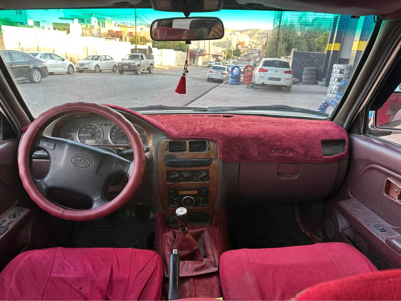 دير
موديل 2009
سياره لاوه هه مي تشت ب شه رتن مه نفيس هه مي تشتي وي يي د گه ل و گيرو مهً كينه لاوه ن و تايره جديدن و سياره گه له ك سه ر خويه و هيكه لي وي لاوه 
هنده ك ثبخ تيدا بي داخلي 
سعر ژي 43$ و مجال
***********
هه كو تو موشته ري ته له فوني بكه 
عنوان زاخو زاخو, دهوك
