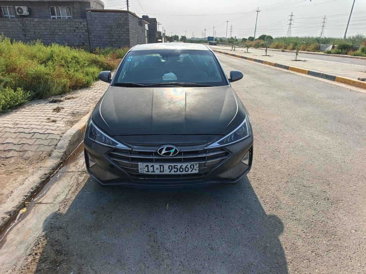 للبيع الانترا
السعر 115 وبيه مجال للشراي 
موديل 2019
داخل اسود
ماشيه 119
لايتات بلاديه 
اللون رصاصي
 تخم تاير جديد
صدر امامي خلفي 
كير مكينه بشرط
مكينه 2000 المرغوب
سونار موجود بلمنشور
رقم بغداد تحويل ثاني يوم
 رقم وسنويه جديد
***********
