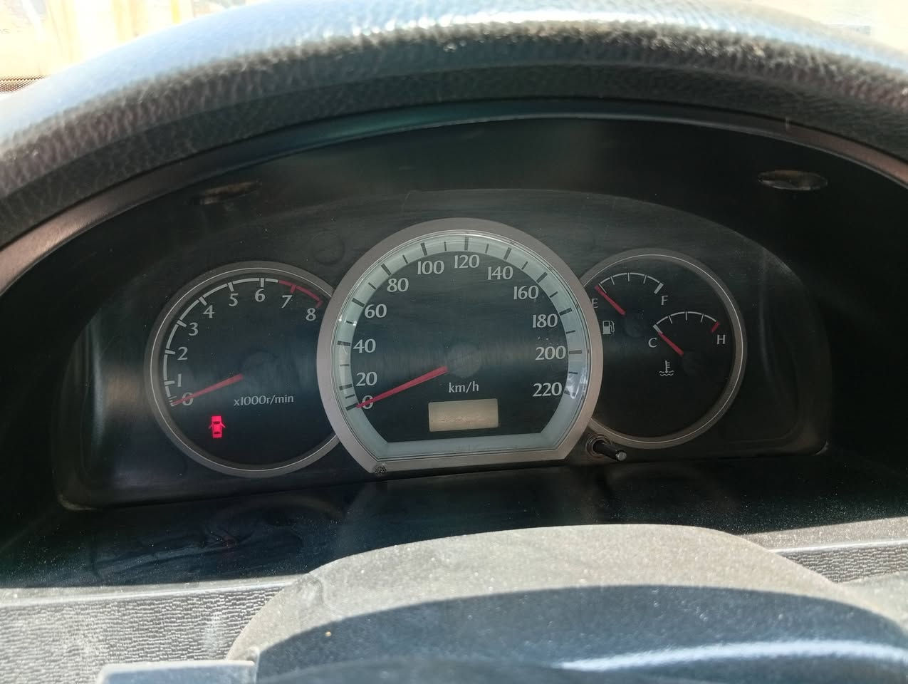السلام عليكم 
اوبترا موديل ١٢ كير عادي محرك جيد تبريد ثلج باسمي السعر ٥٥ وبيها مجال وات ساب ***********
