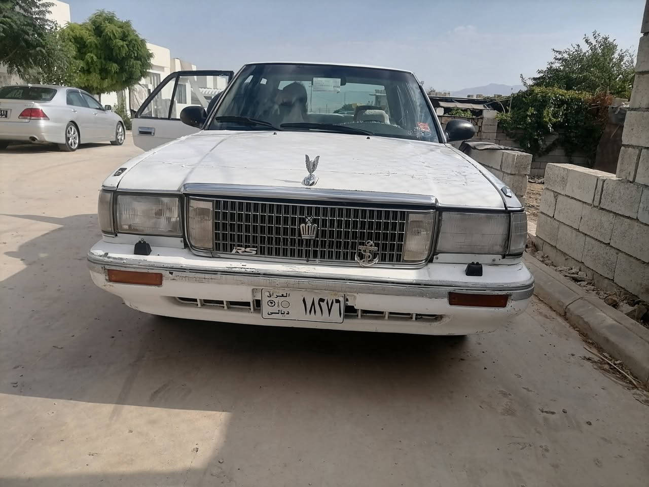 سيدان ئارمي بلاستيكي هه ولير موديلي ١٩٩٠ گيرو مه كينه ي به ته ي ئوتوماتيك ٤ جام كاره باي ته بريد ساردو گه رم مه زيوت گيرو مه كينه ي به شه رت مالي دوسته سه ياره كه زؤر به قوه ته سعري ٢٢ گه لا مه عامه له
***********
