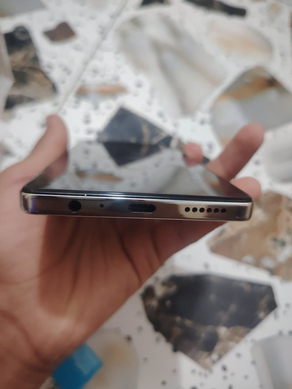 تكنو كامون 30 4G
ذاكرة 256 رام 16
يدعم شحن سريع
شرط ماَمفتوح كاميرا فول
ببجي يدعم 90 فريم او 60
نضيف جلخ مابي
سعر 220 بي مجال شراي تعال هسه اخذو باجر جمعه اطلع ابيعو
