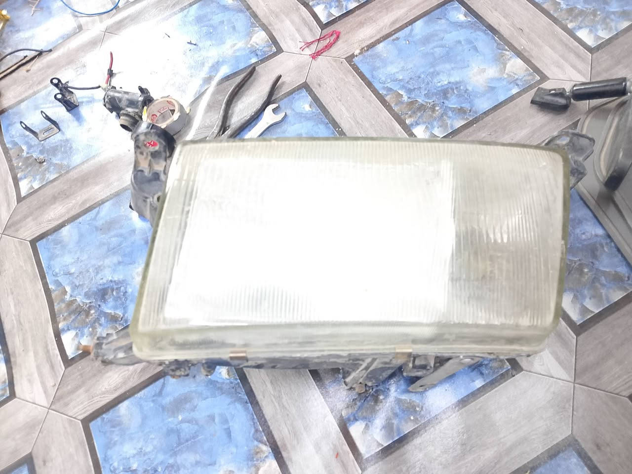 غراض بطه للبيع قرنه حي الجمعه  ***********
